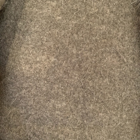 Outdoor Edition by Parkhurst Faux Fur Vest - Picture 7 of 7